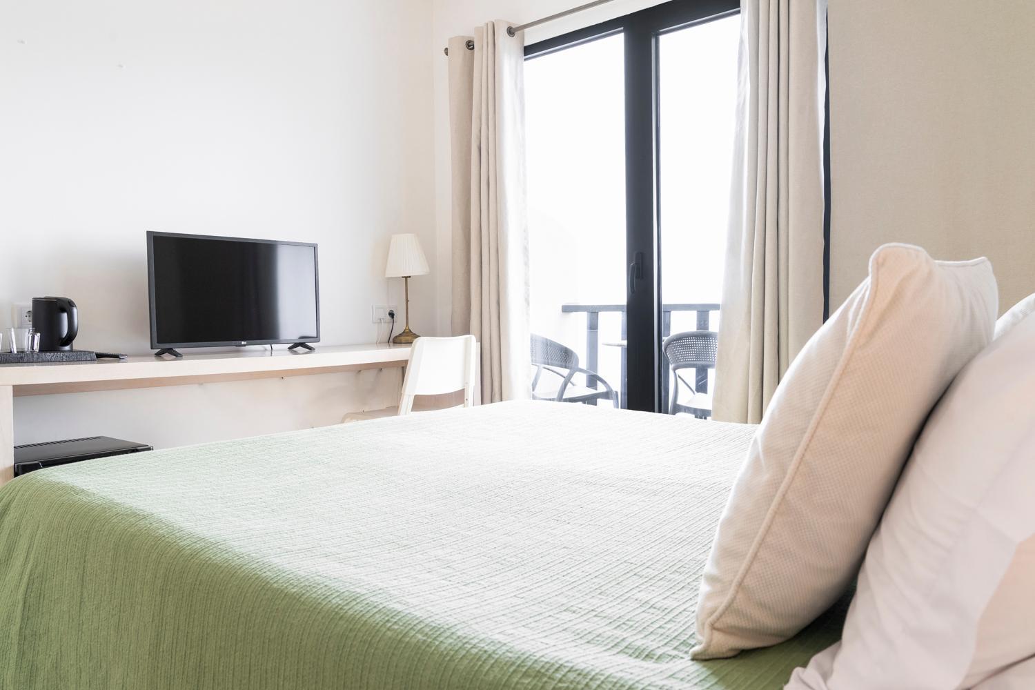 サン・ジョルジェ カーサ ダス プロテアス Bed & Breakfast エクステリア 写真